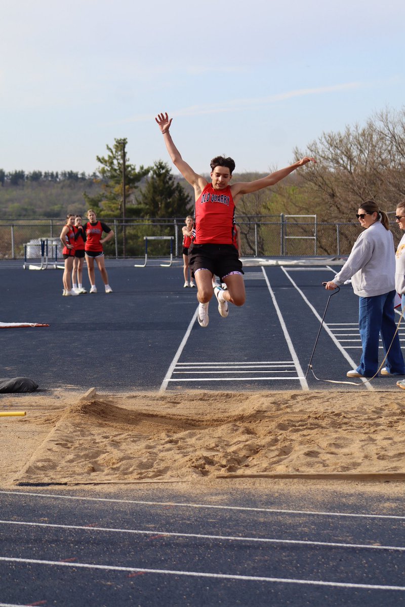 Lauren Lysy tweet media