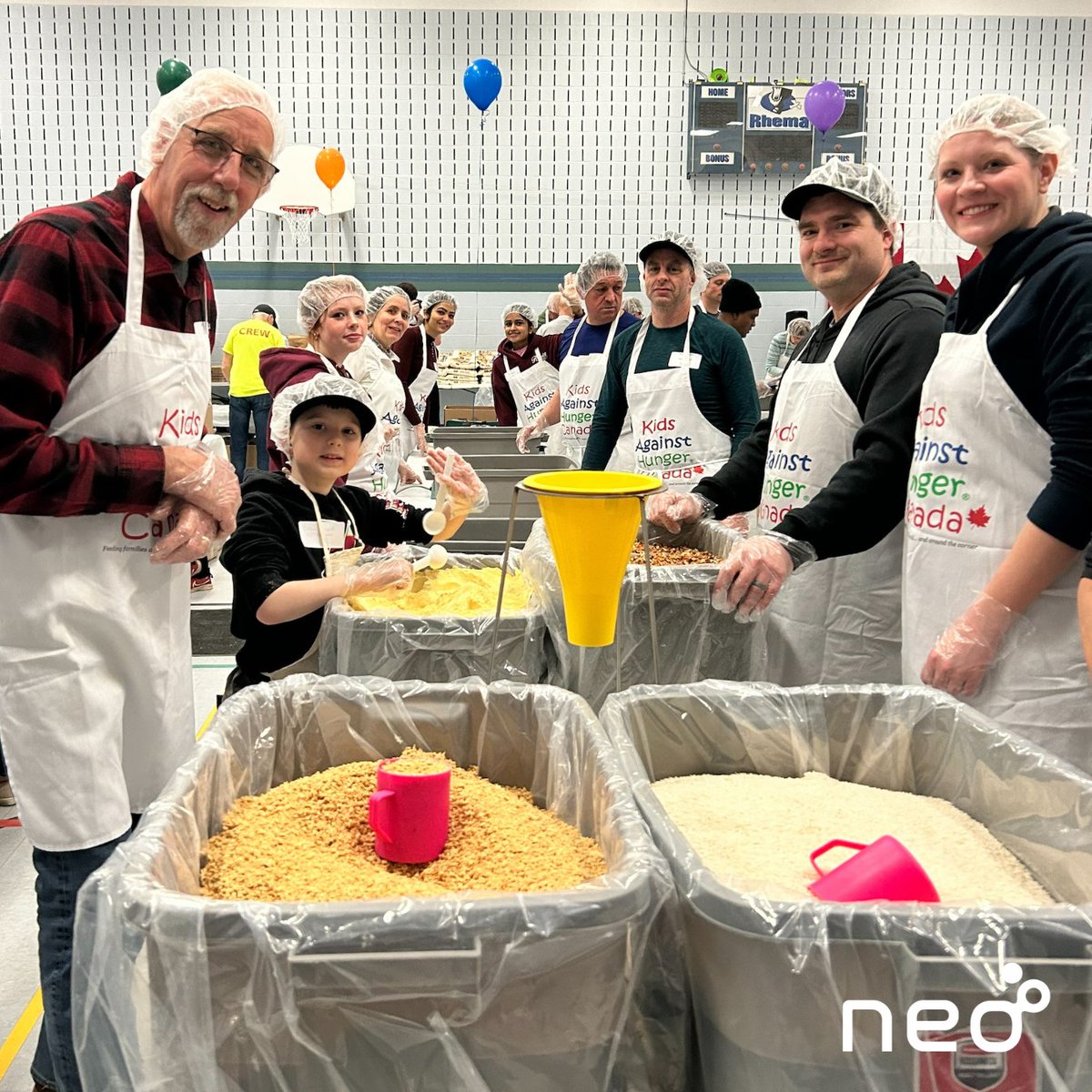 neo_materials's tweet image. On April 11th, our Neo Peterborough team proudly joined the One Million Meals event for the 10th anniversary! Together, we packaged over 450 meals to support those in need. Proud to sponsor this amazing initiative!

#OneMillionMeals #Peterborough #CommunityImpact #GivingBack