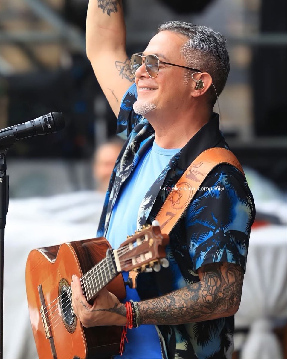 Club Oficial Cómplices en Compañía tweet media