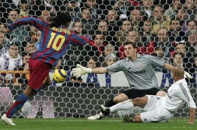 FCB World tweet media