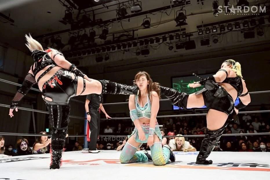 02line está a punto de recibir su segunda dosis de ODIO 😈

#STARDOM #琉悪夏 #刀羅ナツコ