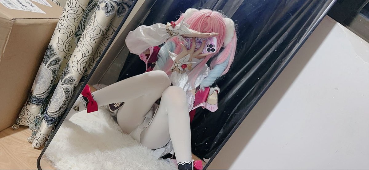 相似蛋糕拆开🍓 tweet media