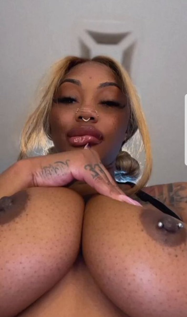 BADASSBARIN tweet media