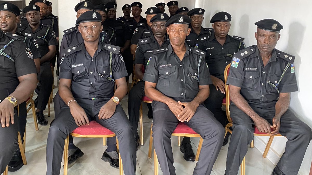 PRESS RELEASE

ABIA COMMAND DISBANDS ALL TACTICAL TEAMS INAUGURATES VIOLENT CRIME RESPONSE UNIT (VCRU) AND CONCLUDES ORIENTATION WITH EMPHASIS ON PROFESSIONALISM

1. In line with the vision and directives of the Inspector-General of Police, IGP Tunji Disu, psc (+), NPM, aimed at