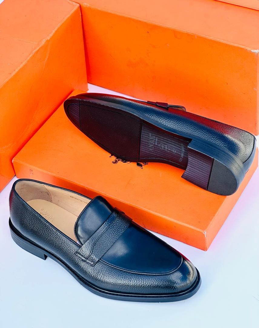 BarakaMaviatu's tweet image. Size:39-46 

Tsh.135,000

CONTACTS:+255718007463

For pickup 🛵 📦 and delivery 🛵  🚚