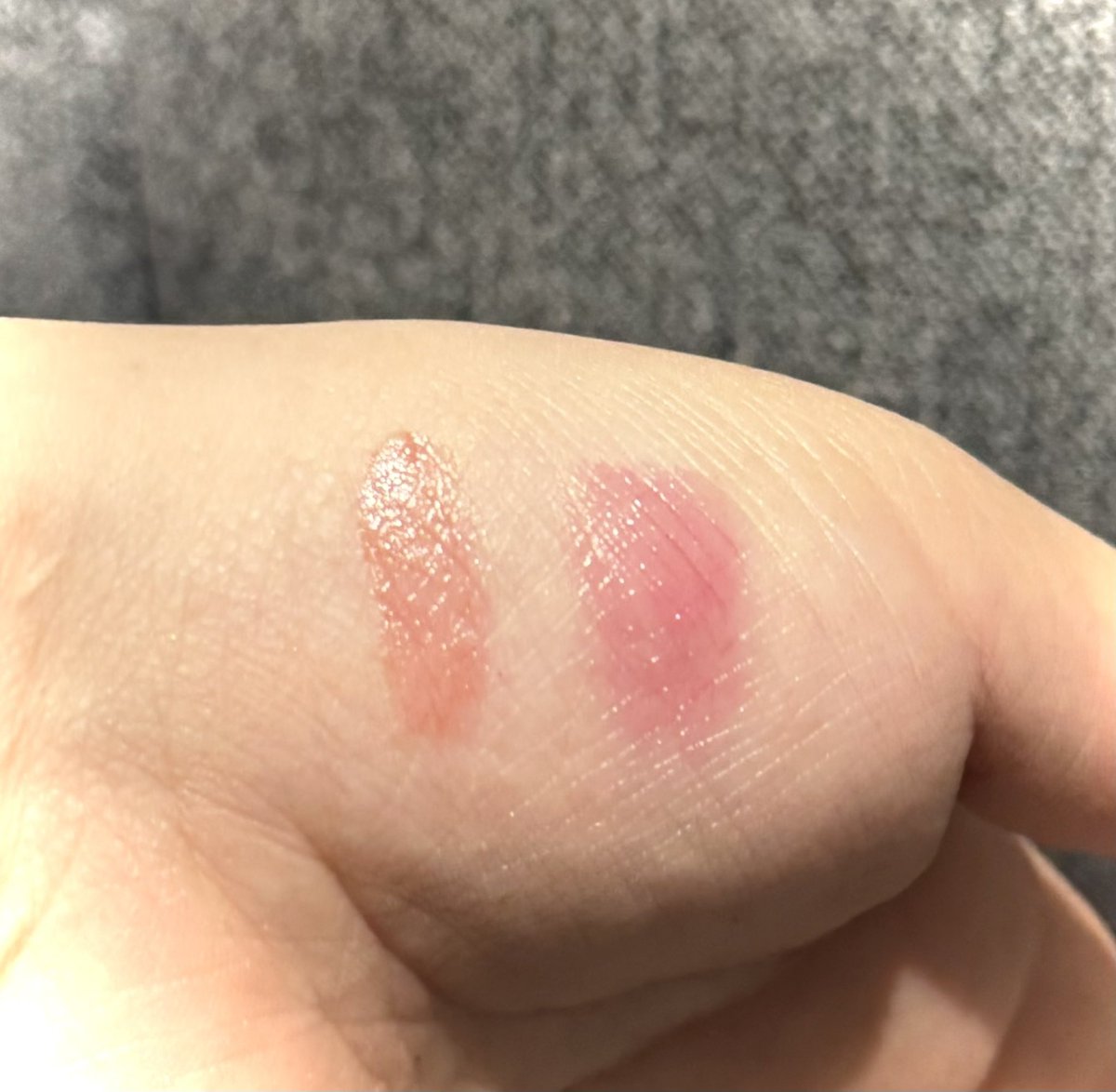 vamo_zyk's tweet image. 詰め合わせセット当選🙏🏻✨️

しかもまさかの
全て使えそうな色味。(ど冬)

CP04はカラートナーEX-5💙を重ねて
使おうかと。

早速使ったパウダーは質感と
ブラシの形状の好みが過ぎる。
BU:風波も欲しくなった🙈

#KATE