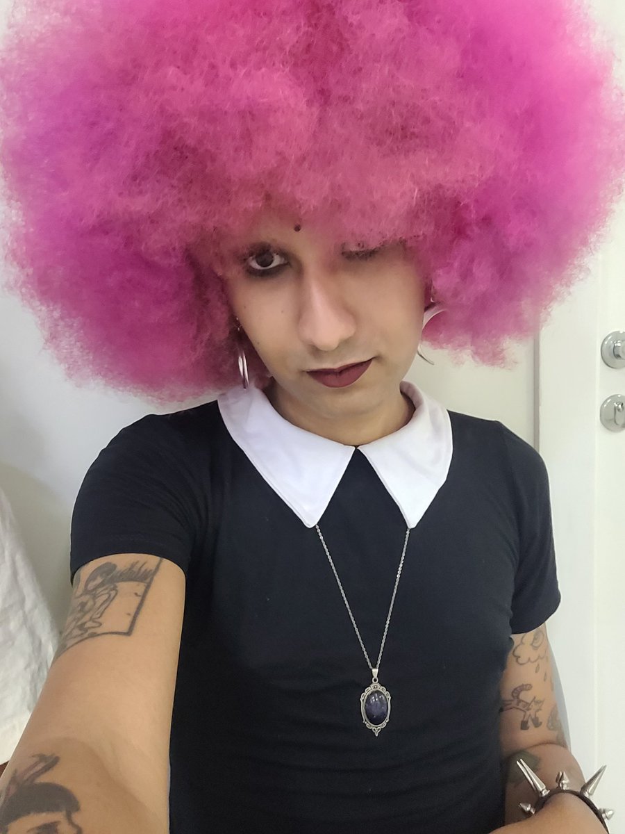 (㇏^.ˬˬ.^ノ) tweet media