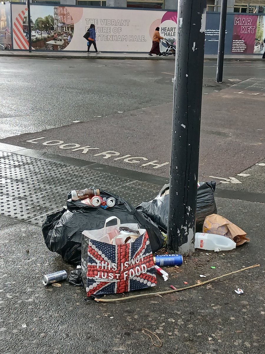MartinBallN17's tweet image. To @old_gunner70's 20th April 2026 photo of rubbish in Tottenham Hale #bus station N17, I add 11th &amp;amp; 13th April photos of waste left at the location. The bus station is Transport for London, but #Haringey Council have responsibility to clean. Is there #CCTV of who is bringing it?