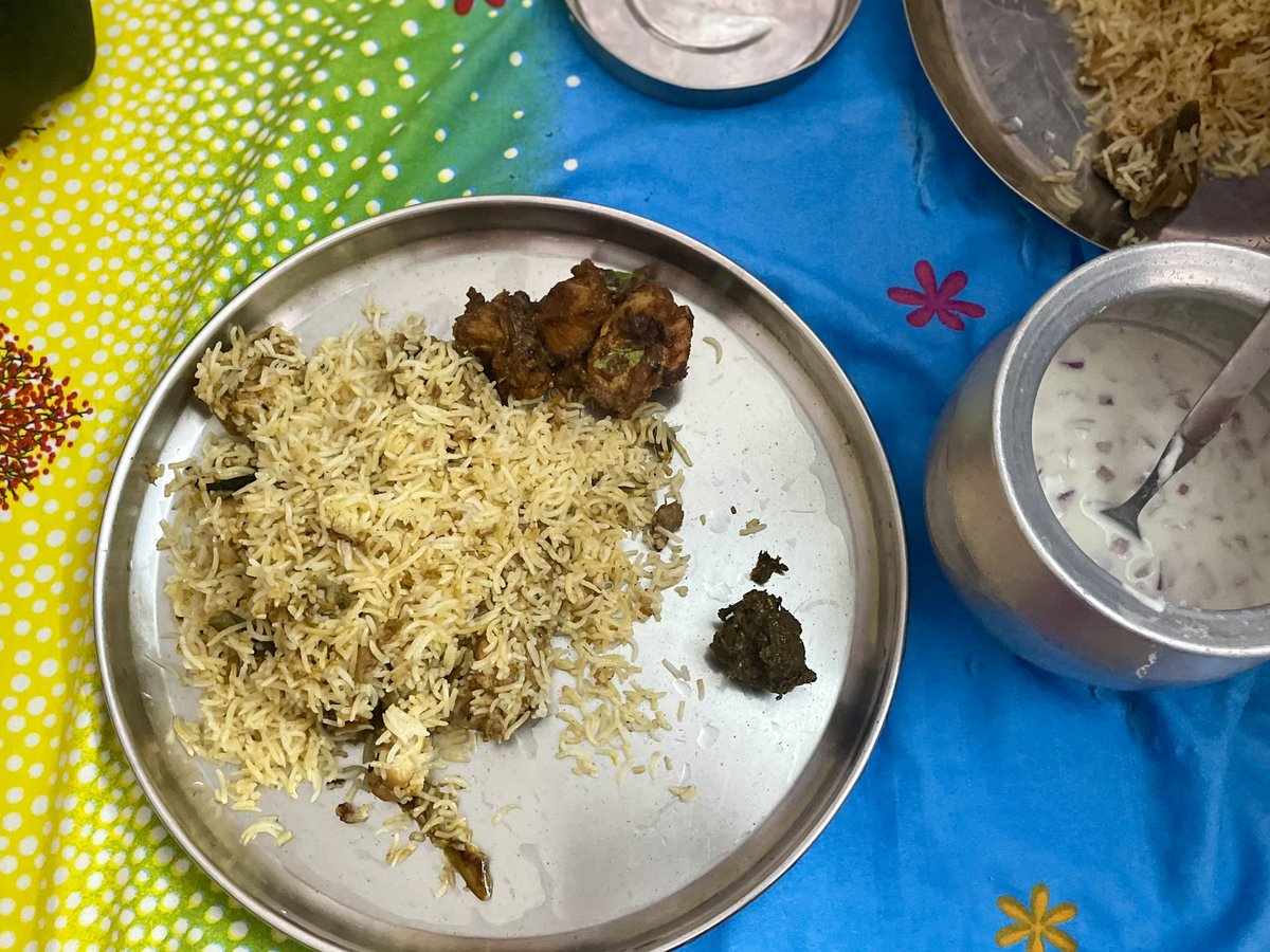 カレー探検家いよちゃん tweet media