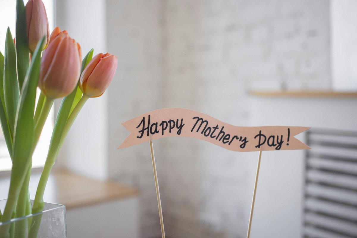Bagable_com's tweet photo. 💐Mother's Day is coming up. What are we buying for mom and how much are we spending? 

Full story from @ParijaKavilanz ⬇️

https://t.co/wnkvt7fmDN 

@NRFnews https://t.co/RreSj6HERN