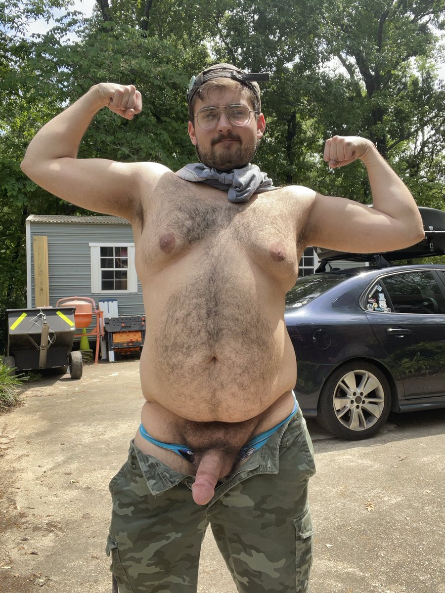 Bear Bod with A Saab tweet media