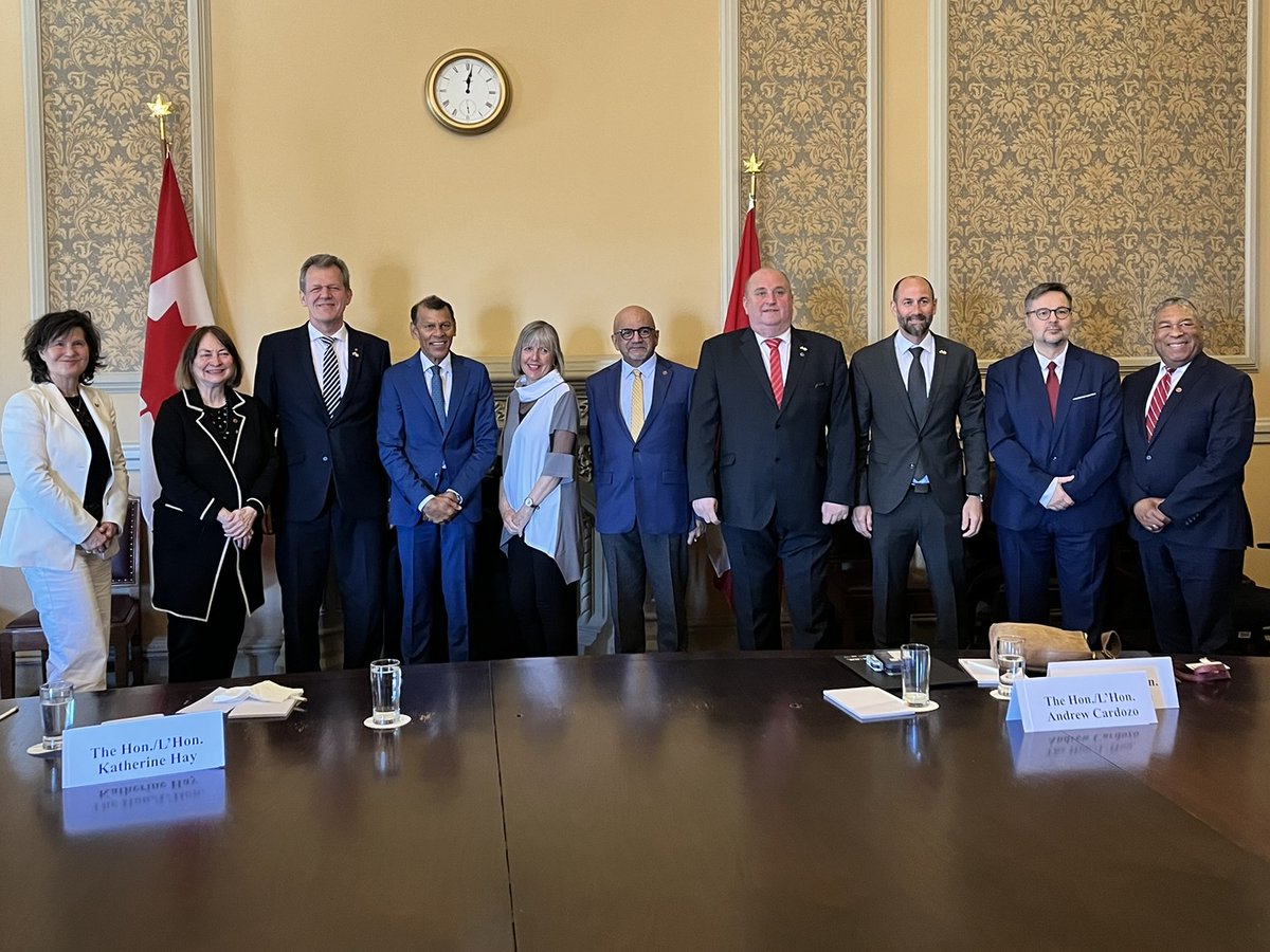CZinOttawa's tweet image. Czech Senators @MPlevny, @PetrFiala68, @paparegaj from @SenatCZ had productive meetings in Ottawa on political &amp;amp; economic cooperation with the Hon. @karinagould, the Hon. Senator Yussuff from @SenateCA, @JohnBrassardCPC, &amp;amp; Associate Deputy Minister David Angell @CanadaFP 🇨🇿 🤝 🇨🇦