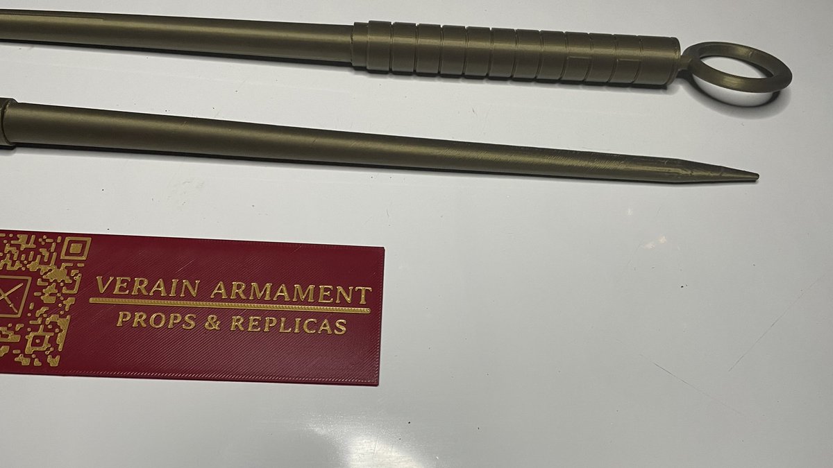 Verain_Armament's tweet image. I made these a while ago for my sisters Halloween costume but I just updated them and listed on my website. 

A set of Yor Forger needle daggers from Spy x Family 

#yorforger #spyxfamily #3dprint #prop #replica #anime