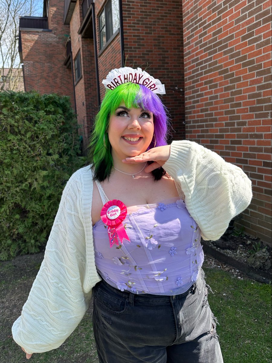 “M!”🍅 tweet media