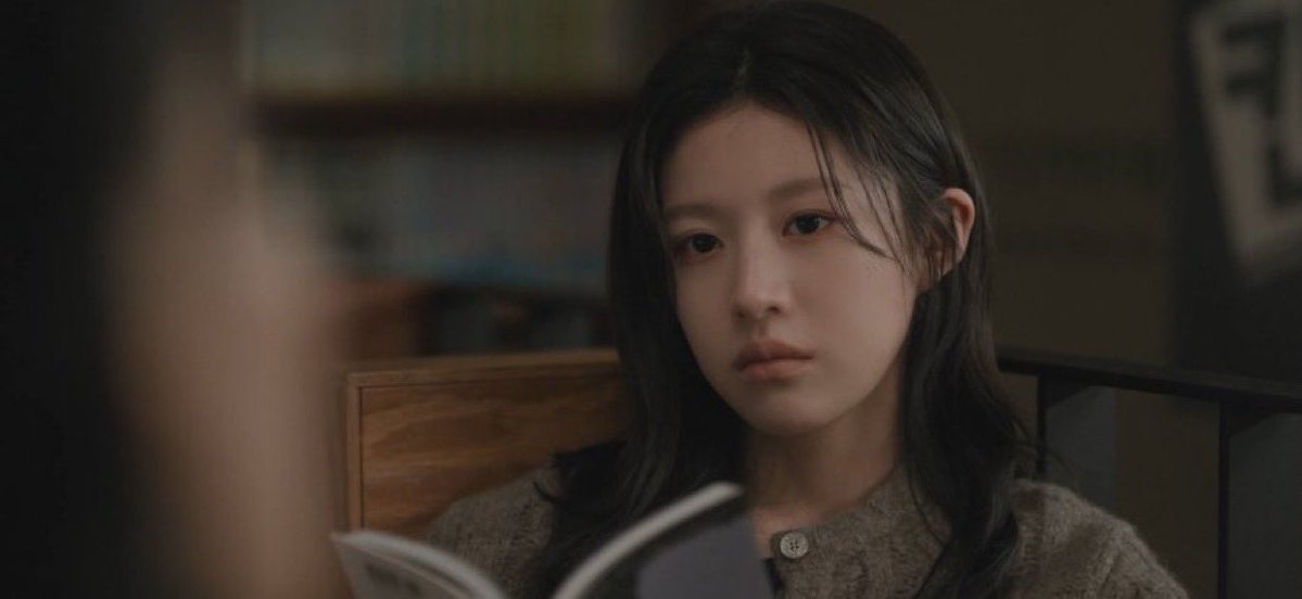 الشخصيات الصامتة الهادية للأبد مفضلتي 
لأني اشوف نفسي فيهم