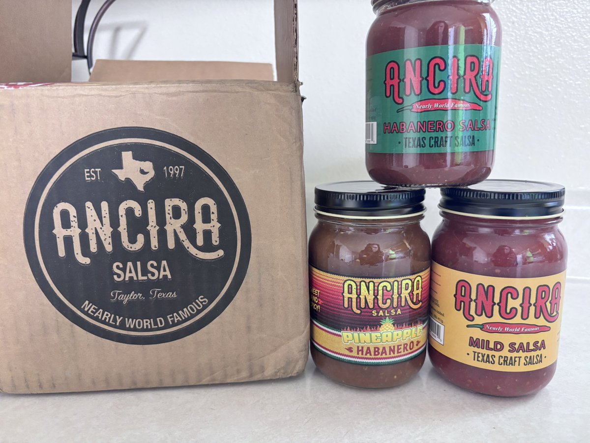 Spookycowgirl32 tweet media