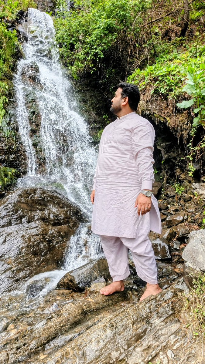 AlqamarJahaGe's tweet photo. Peace at Namli Maira 🪁 https://t.co/L9XLbphnZi