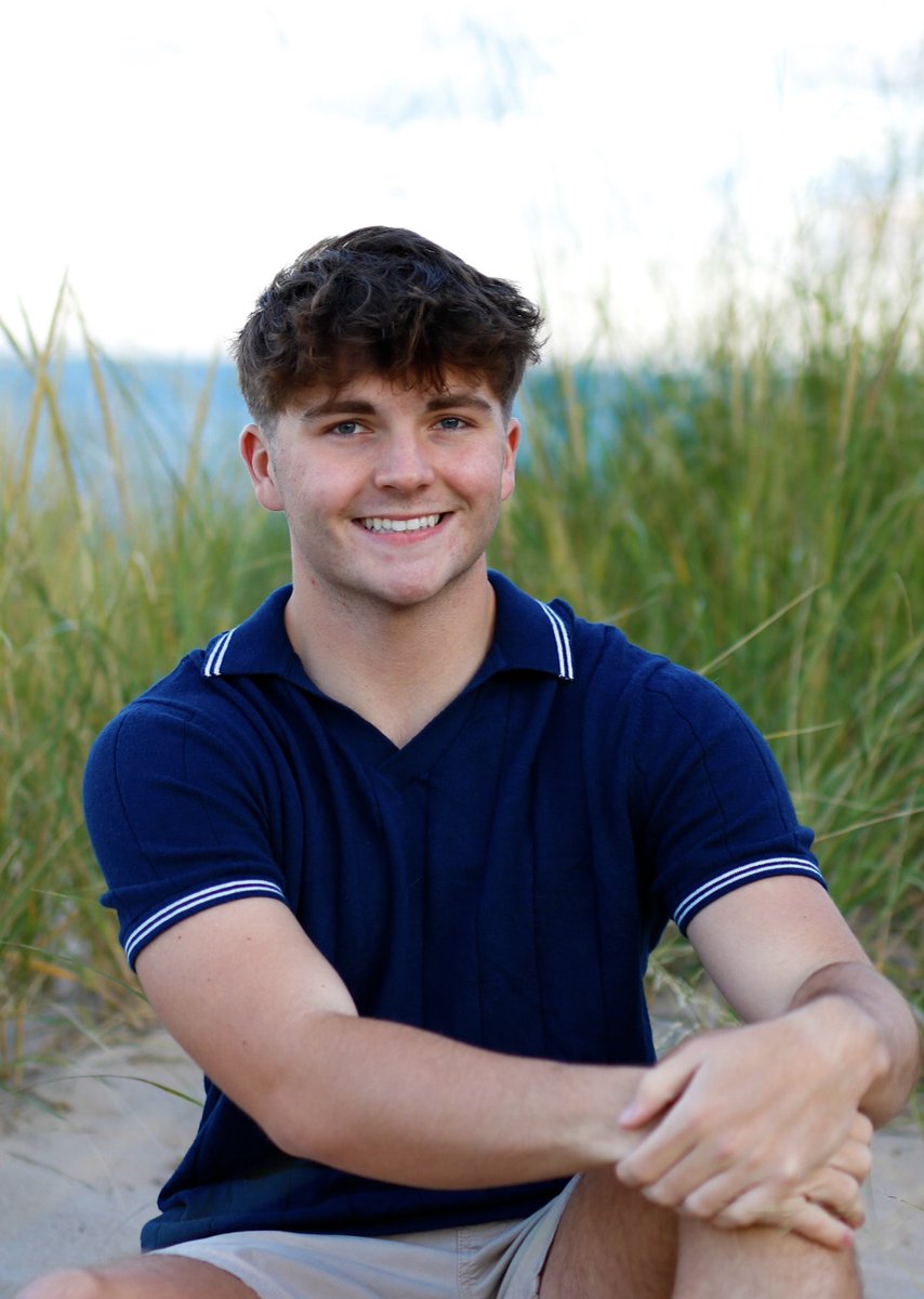 MHSStuServices's tweet image. Congratulations to senior Landon Everett, who will be attending University of Wisconsin-Madison to major in Neurobiology on a Pre-Med track! #MHS #WarriorPride #Muskego #Congratulations #Classof2026
@MHSBavlnka @UWMadison