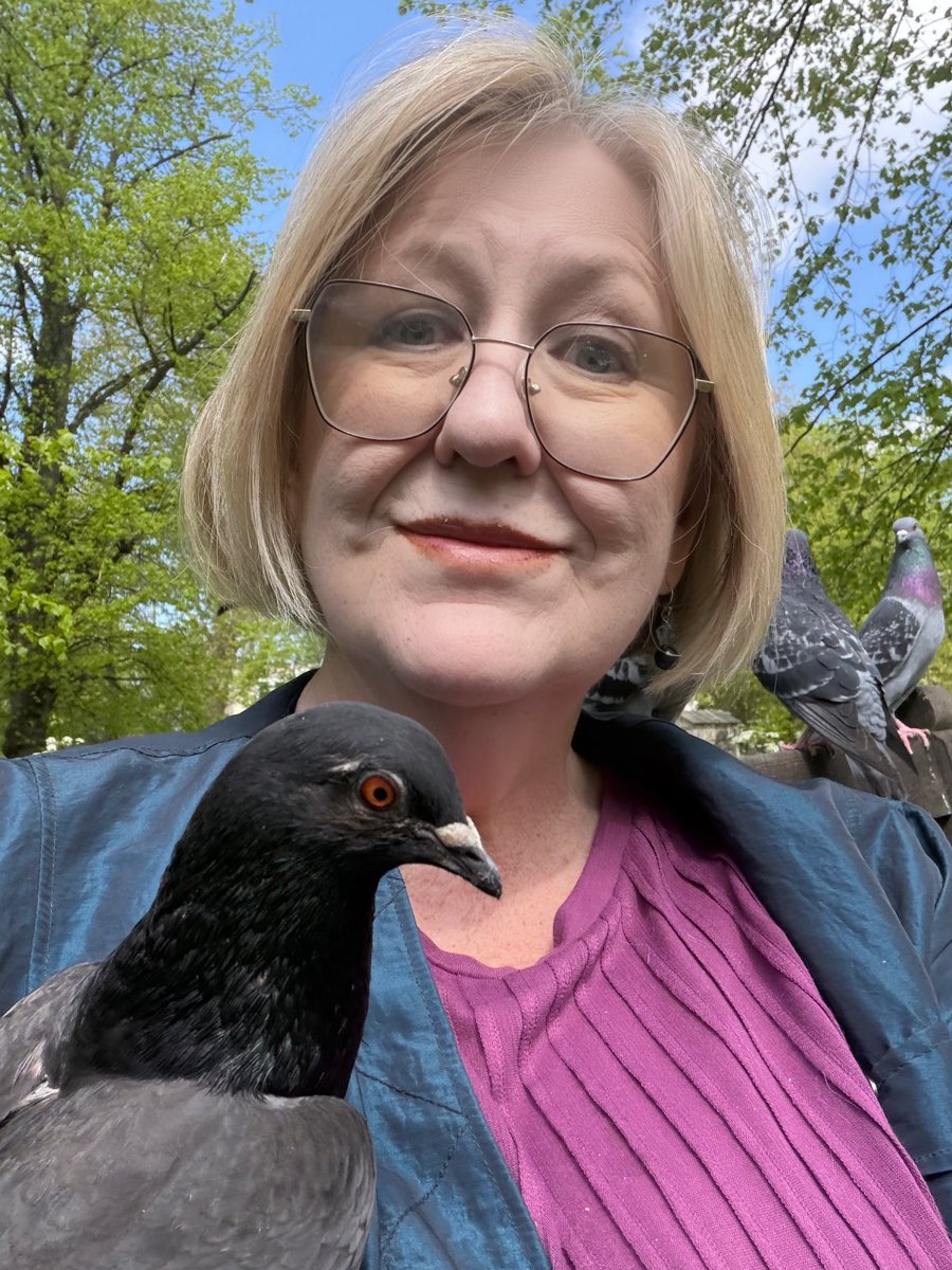 BromptonBunch's tweet image. Pascal &amp;amp; I are now inseparable. He’s enthusiastic &amp;amp; very feisty #Pigeons