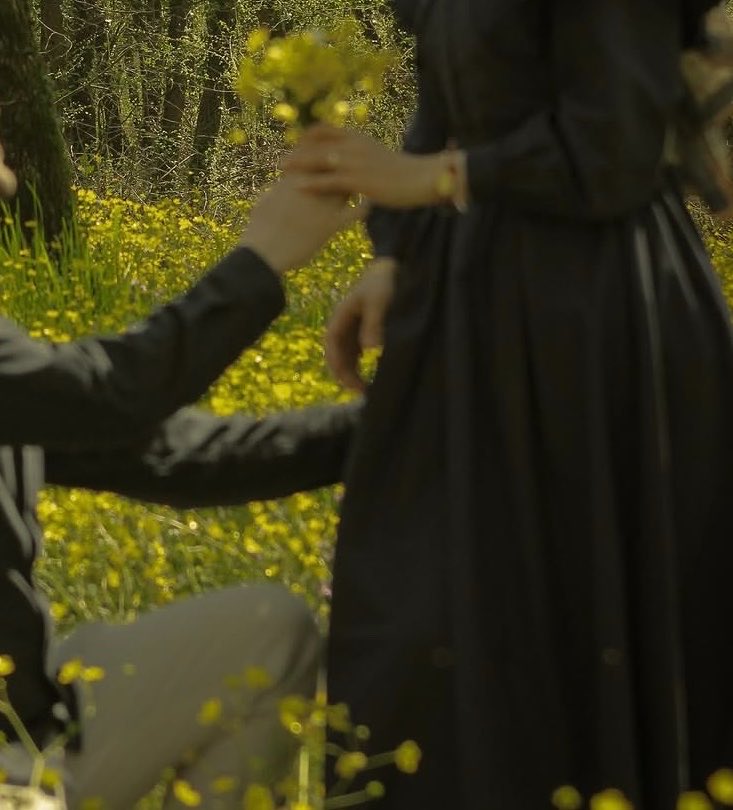 şükretme isteği uyandıran bir sevginin muhatabı olmak..