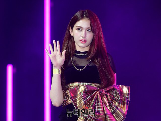 s𝕧e𝐭𝖑ana𐇵в𝐝a𝕪 tweet media