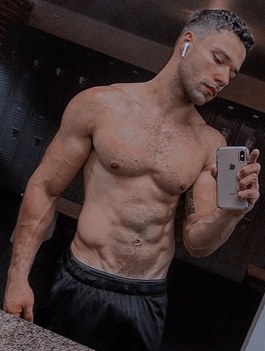 𝕮𝐀͟𝐑𝐿𝑂𝐒 𝕺𝐿͟𝐼𝐕𝐸𝐈𝙍͟𝖠 tweet media