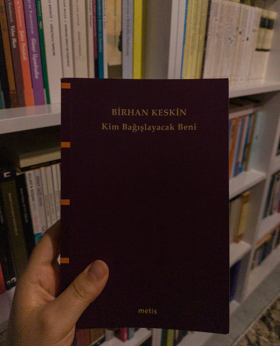 rıhtıma varmayan ceset tweet media