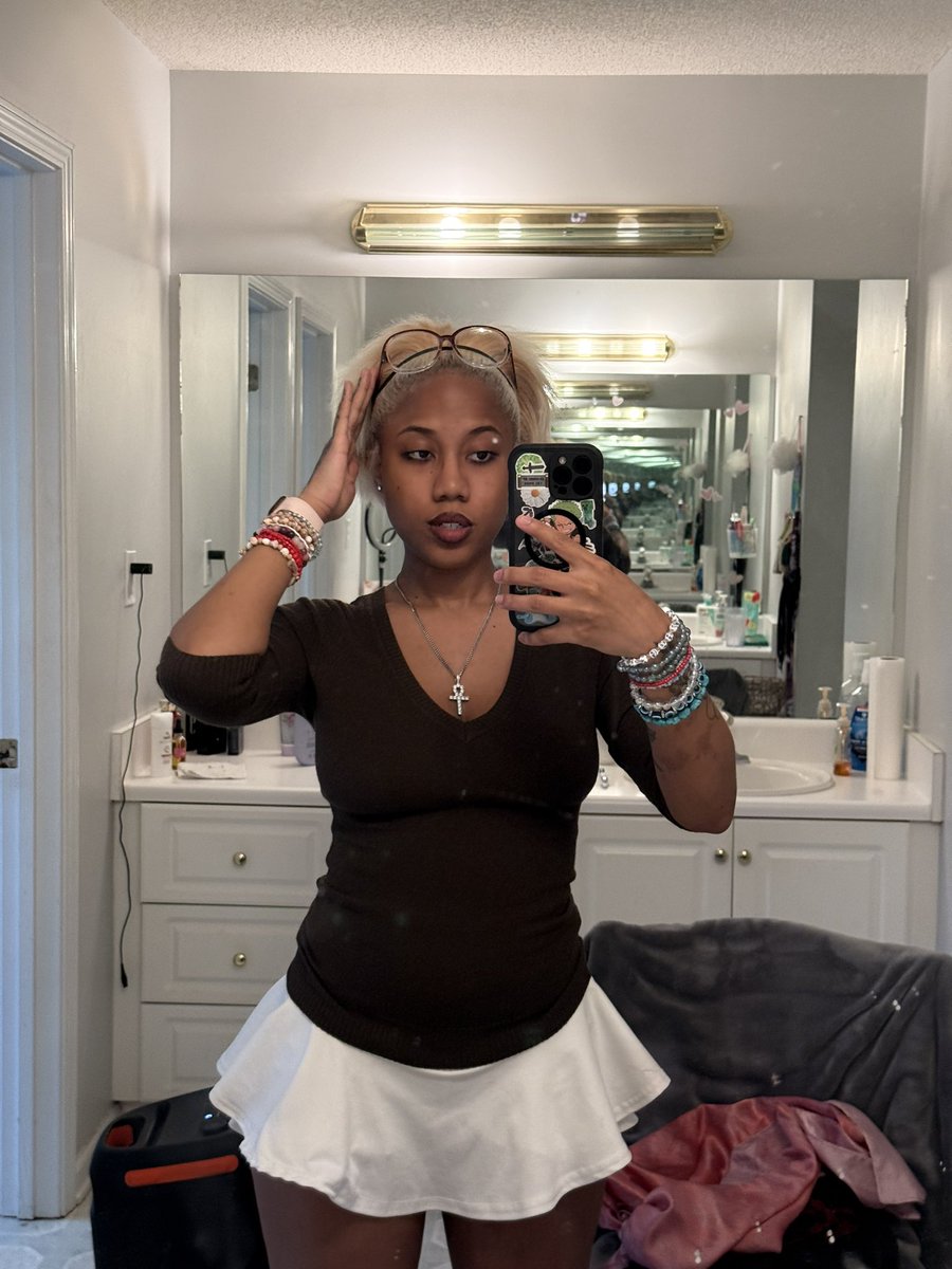 𝙆𝙖𝙣𝙙𝙮 tweet media