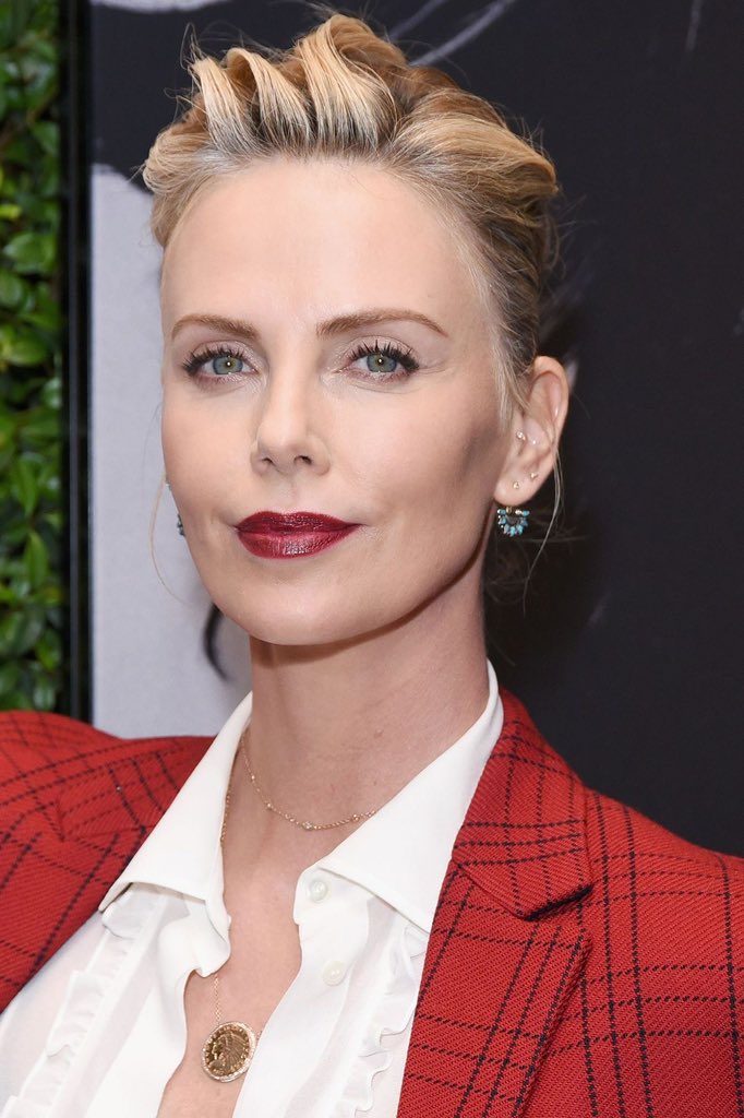 Charlize Theron tweet media