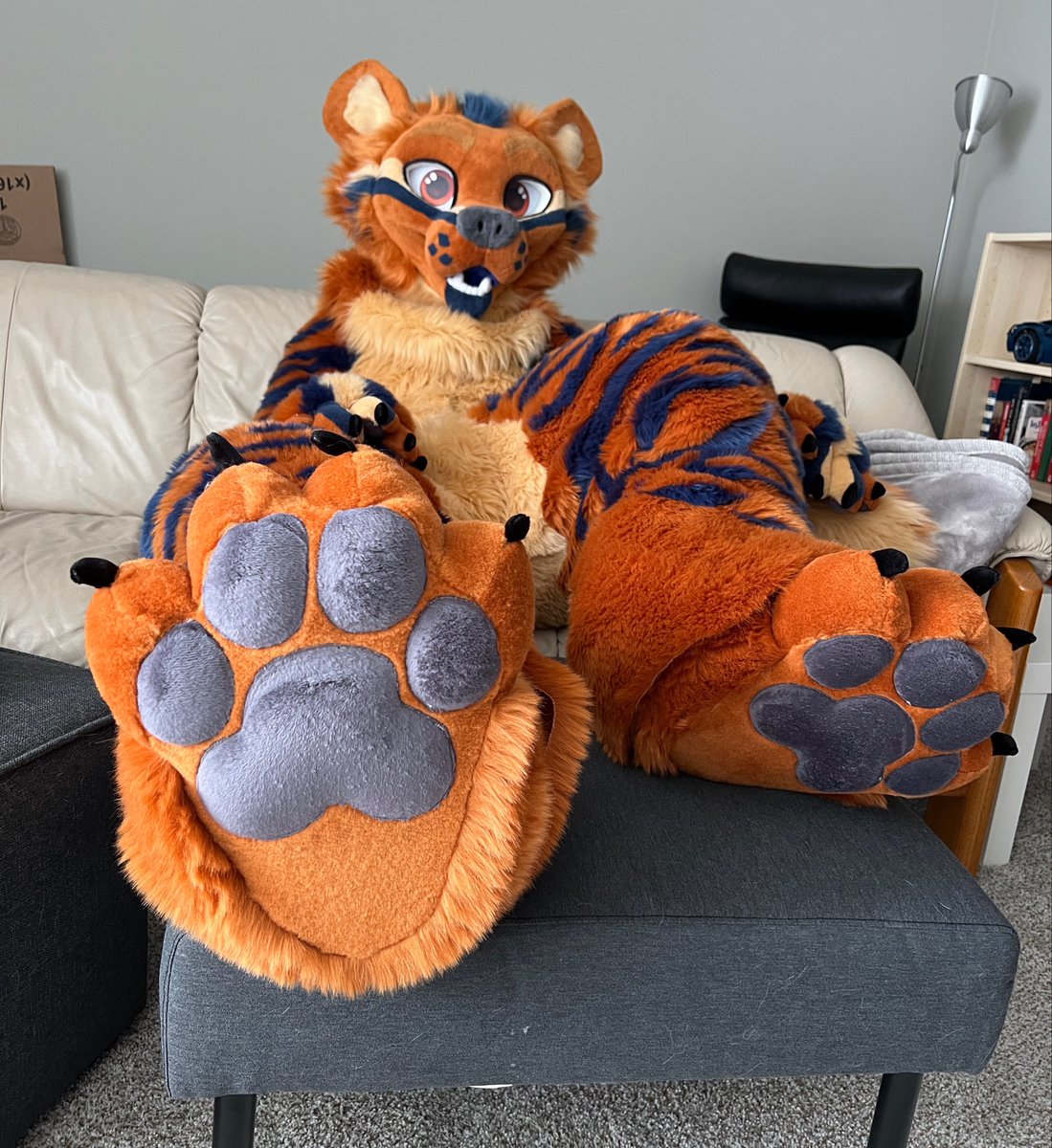 Tyber Yeem tweet media