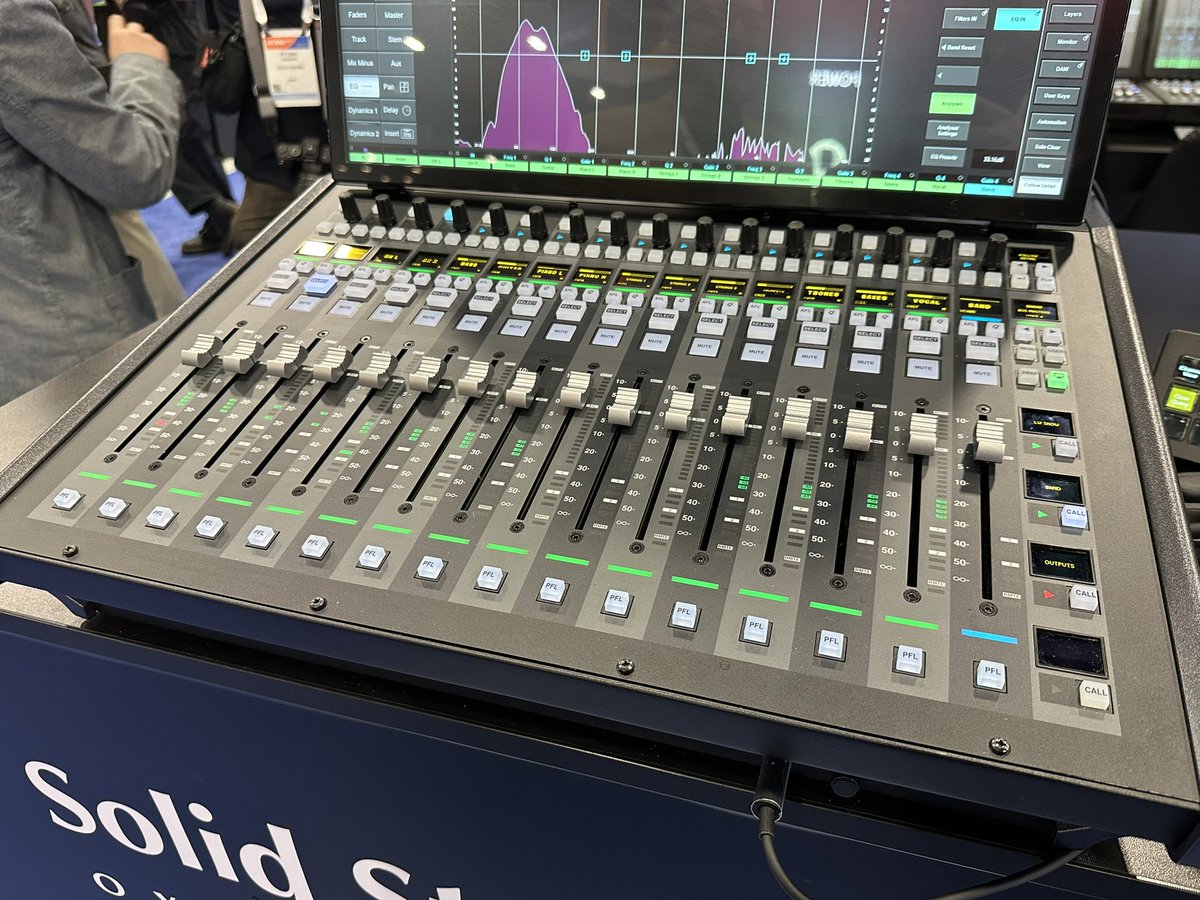 DaleProAudio's tweet photo. This @solidstatelogic System T is ready for the fly pack! #NABShow https://t.co/GpEtxDo7qE