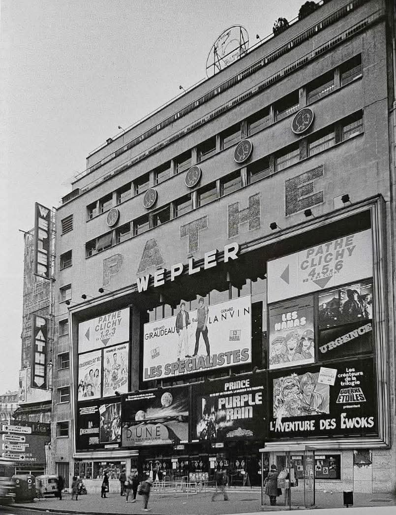 Le Pathé Wepler, place de Clichy 
1985. Paris 18e