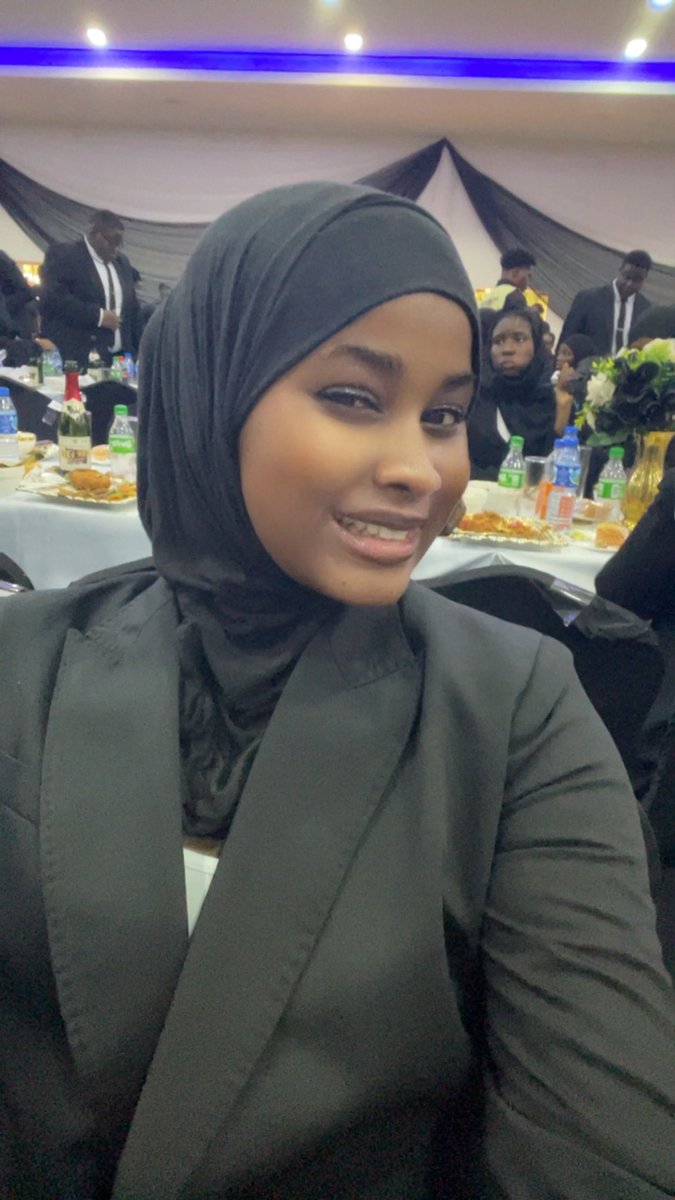 FatimaMG tweet media