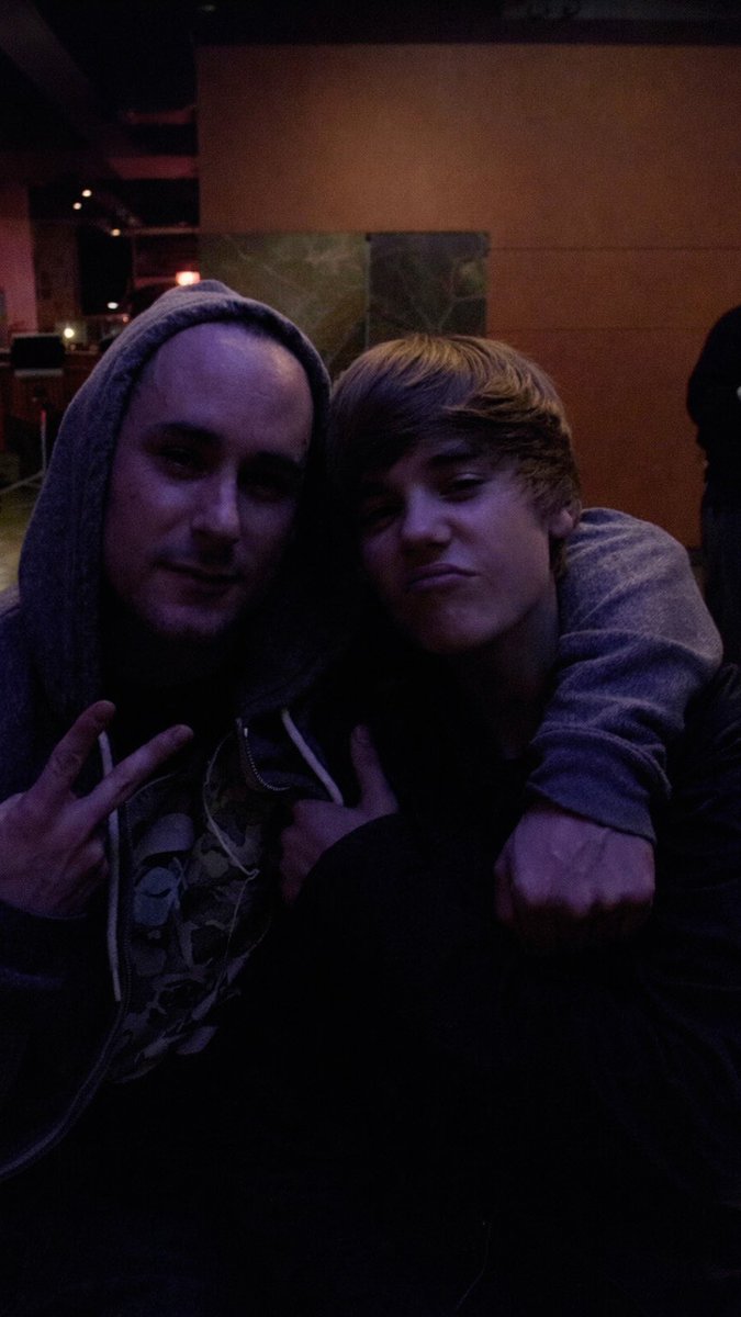 Justin Bieber News tweet media