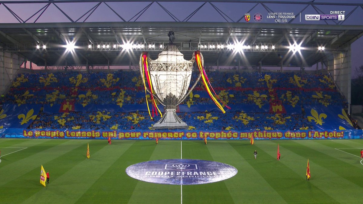 beinsports_FR's tweet image. [📺LIVE - 21H05] 🏆⚽️ #CoupeDeFrance - 1/2 finale
🔥 Suivez @RCLens - @ToulouseFC en direct sur beIN SPORTS 1 
🏟️ Le magnifique tifo des Lensois !