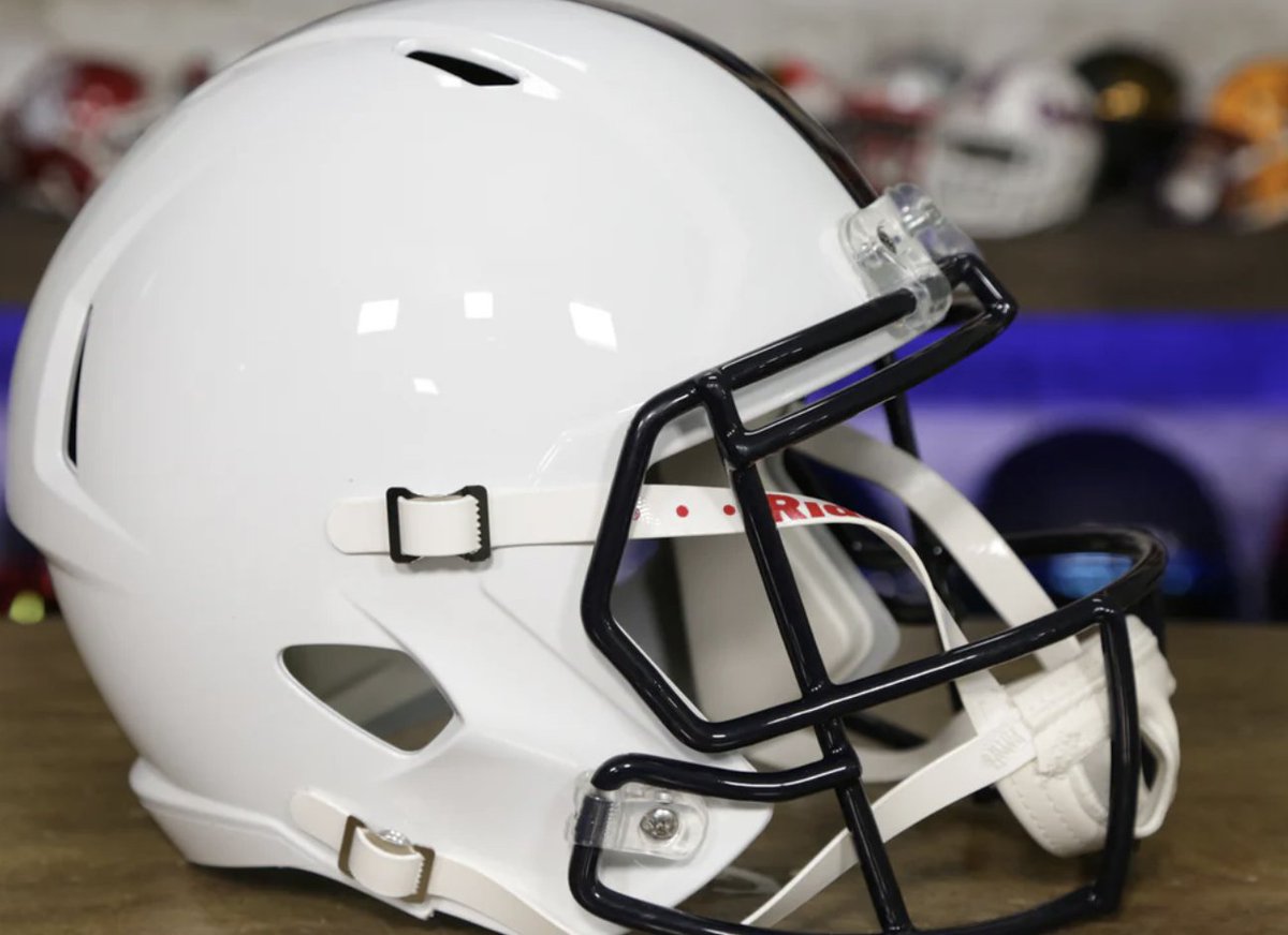 Green19Football's tweet image. A new era begins in Happy Valley in 2026. 🏈🔵⚪

#Penn State Nittany Lions 2026 Roster Intelligence Breakdown

green19.net/news/penn-stat…

#CollegeFootball #NCAA #Football