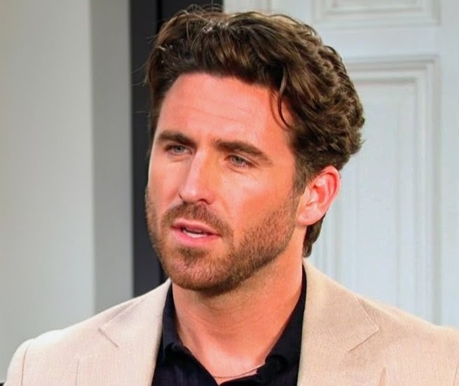 SoulKirk's tweet image. With Connor Floyd (&amp;amp; his mane!) now in the role, suddenly there are LOTS of Chad DiMera pics floating around the internet! 😆 #Days