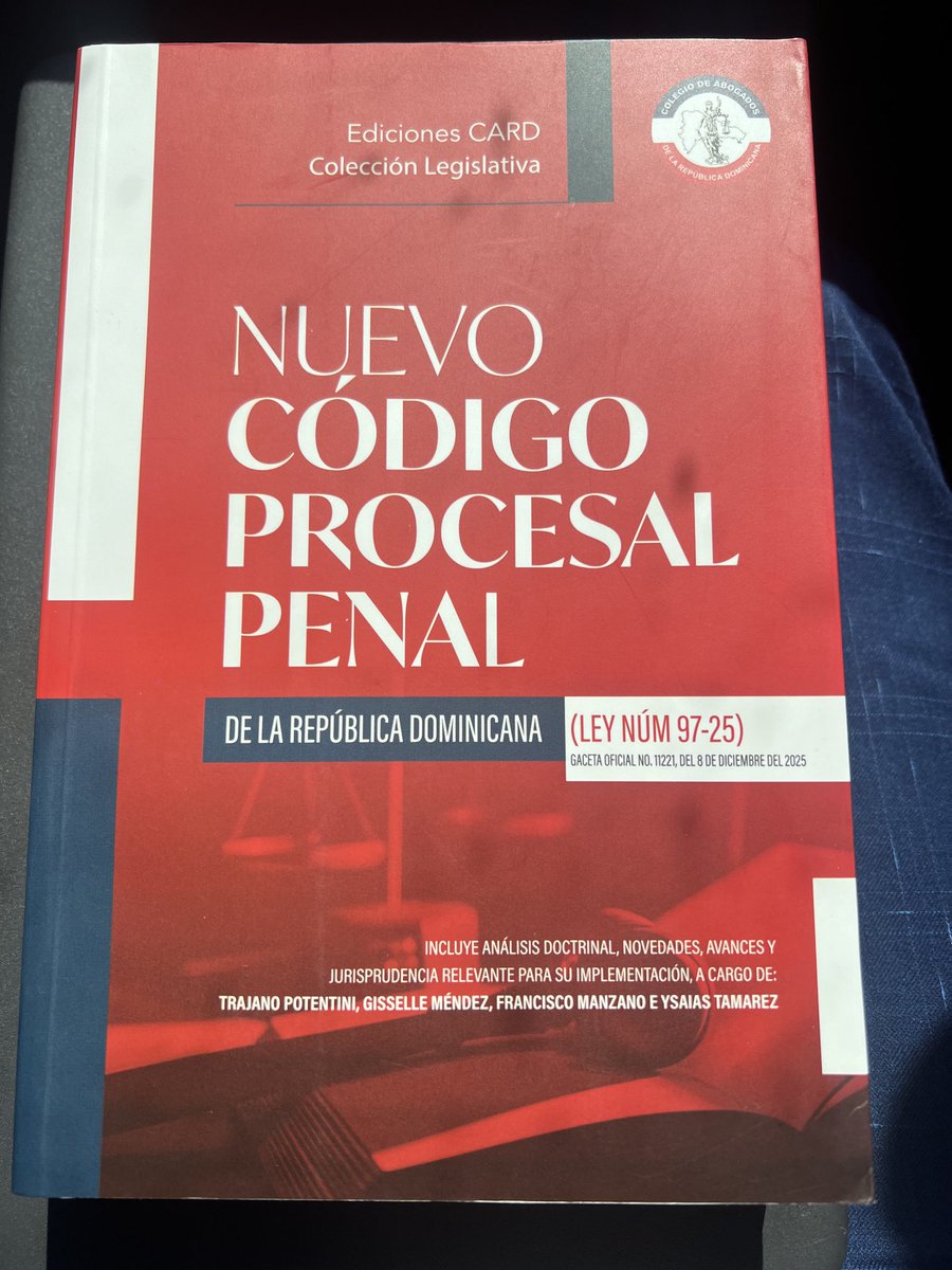 Consoro5's tweet photo. Gracias al CARD y su presidente Trajano Potentini, por tan valioso y apreciado detalle. https://t.co/VXxy6nhUnH