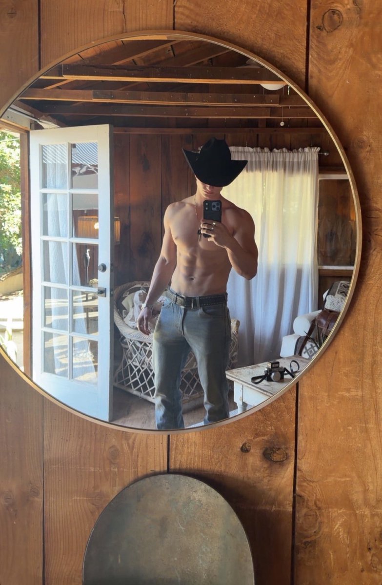 Gavin Croghan tweet media