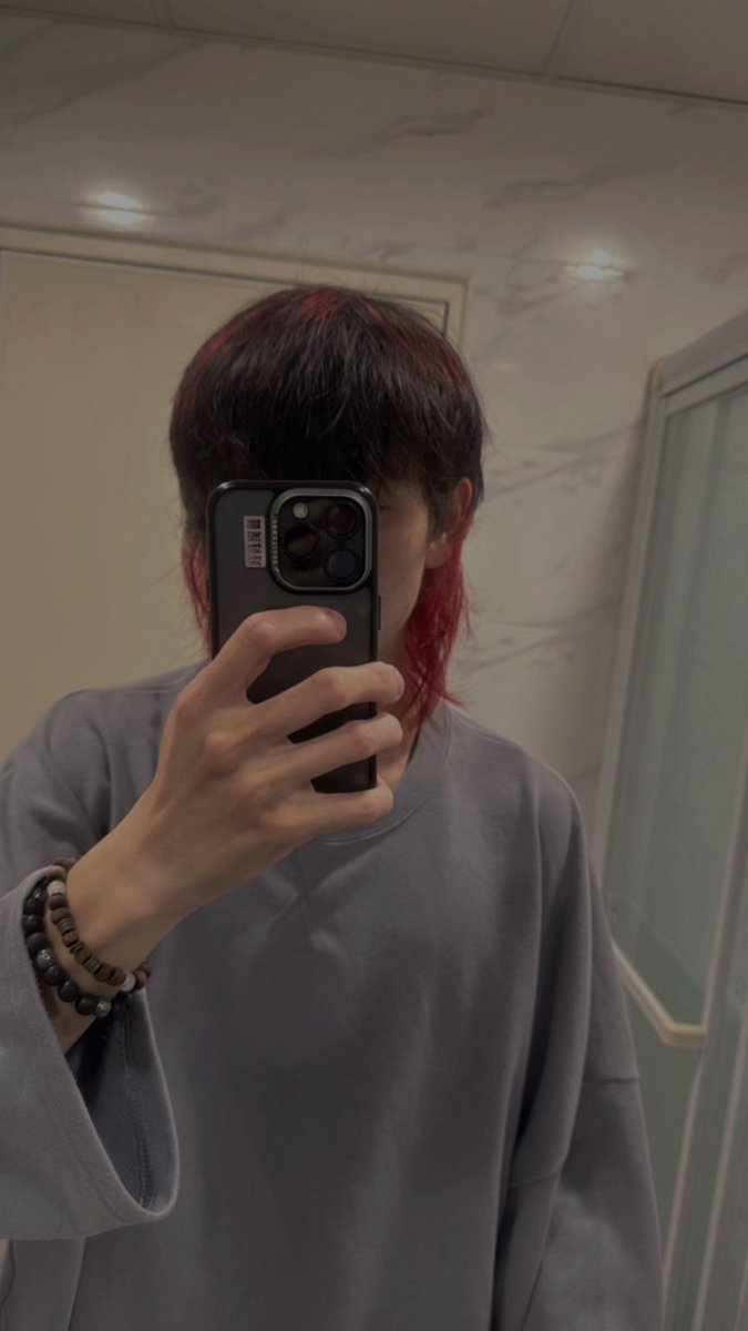 𝒦𝑜𝓃 tweet media