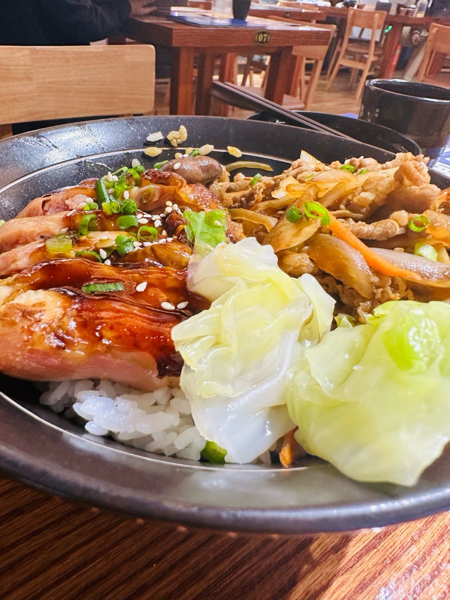 максим новиков tweet media