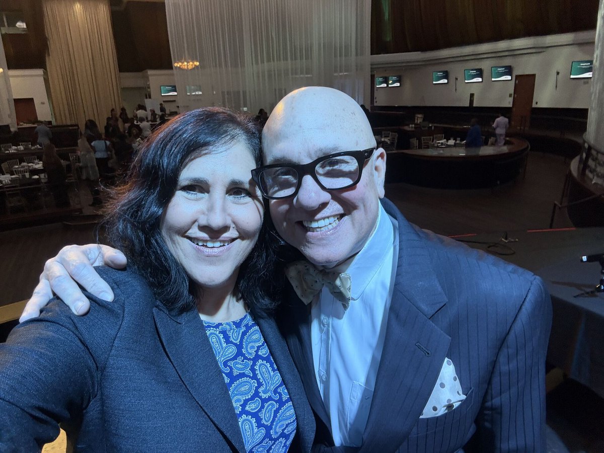 UMiamiNursing's tweet image. 🙌 To our many nominees, symposium presenters, and honorees — Thank you for making us #SONHSproud at the 16th Annual Florida Nurses Association #SouthRegion Symposium and Awards Ceremony, 4/18 in #SouthFlorida!

Award Winners:
💚 Distinguished Academic Nurse Leader – Greta