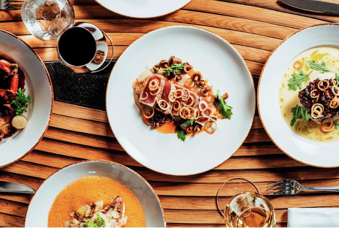 chljeffers's tweet image. This #SF #chef fled to #Napa and is now making the best food of his career | #SFGate zurl.co/UzmZM