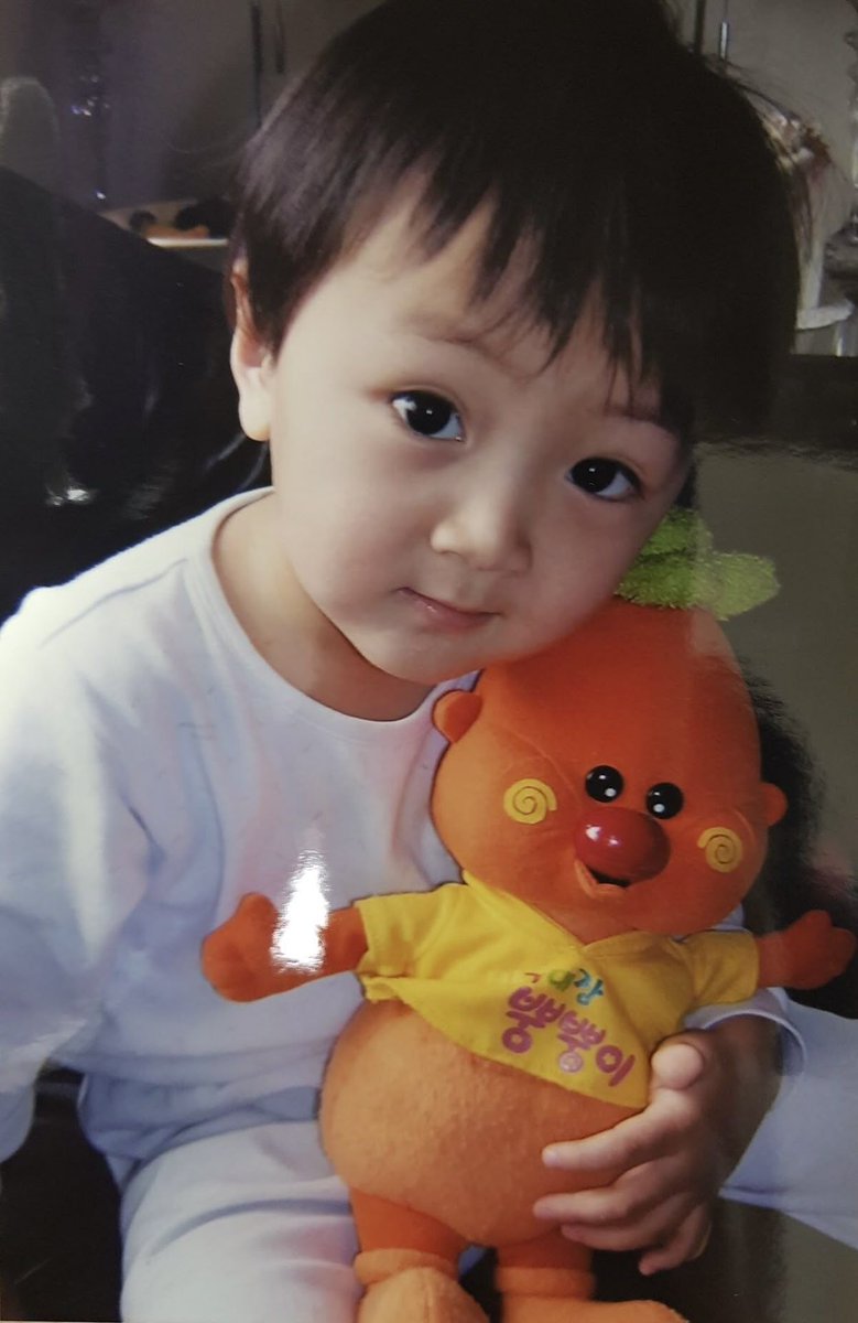 TAEYONG. tweet media