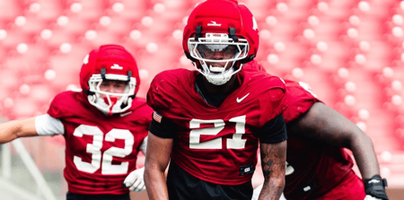 k_sutherlandAR's tweet image. #Arkansas added names such as Joker Johnson, La'khi Roland, Christian Harrison, and Shelton Lewis out of the transfer portal who expect to contribute in the secondary immediately.

DC Ron Roberts discussed others who could add quality depth.
➡️on3.com/sites/hawg-bea… #WPS