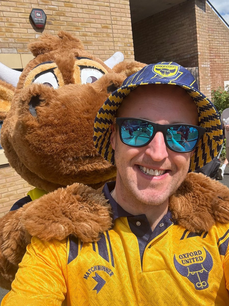 Chris Barrett-Harpum ( OX2 Yellow’s ⚽️🐂💛💙 ) tweet media