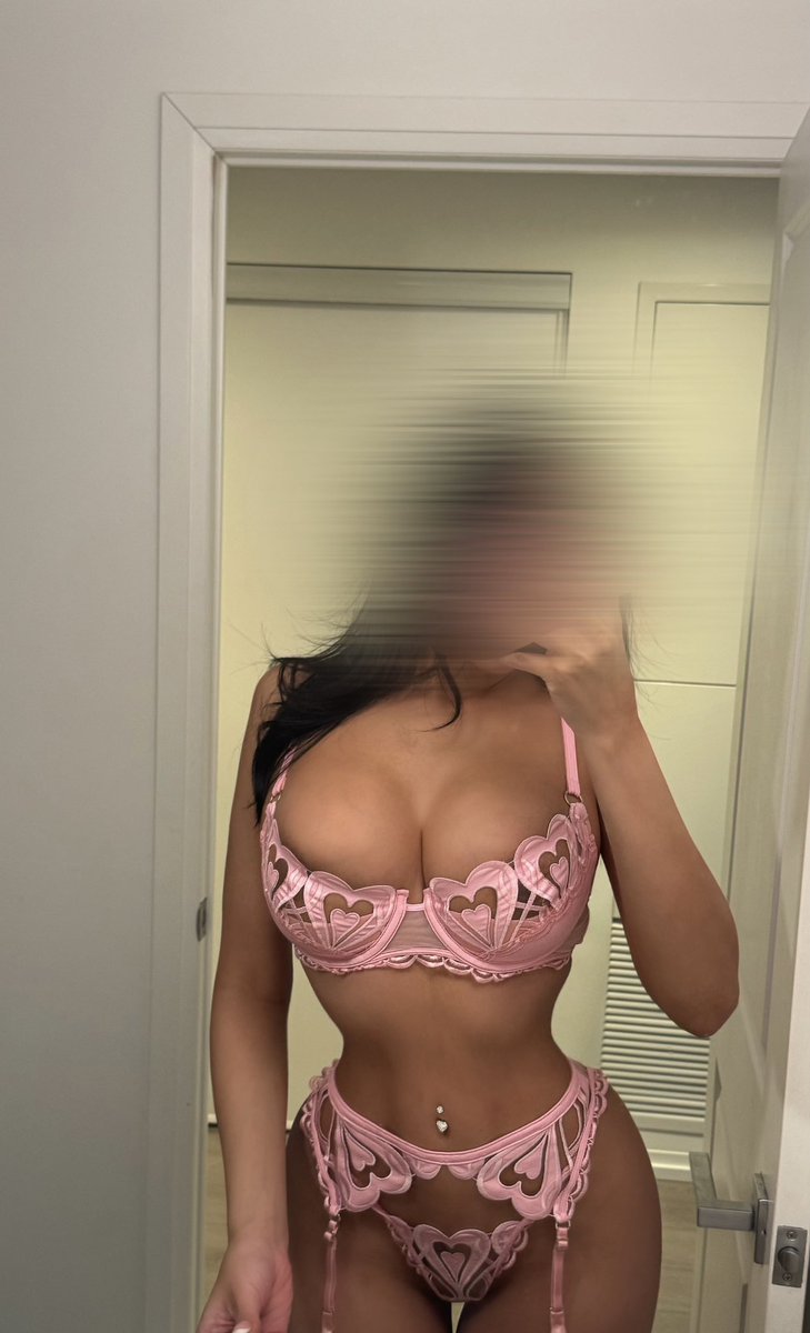 JESSICA RICH | TORONTO tweet media