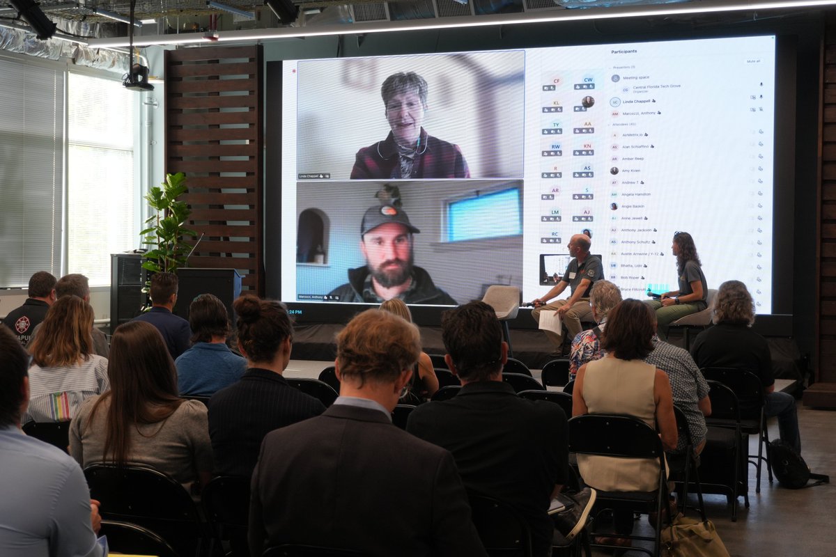 cftechgrove's tweet image. Last week at Tech Grove, we brought together experts to tackle a key challenge in wildfire modeling: bridging the gap between 2D data and real-world 3D fire behavior.

Great conversations, real insights, and meaningful progress!

#Wildfire #GIS #Geospatial