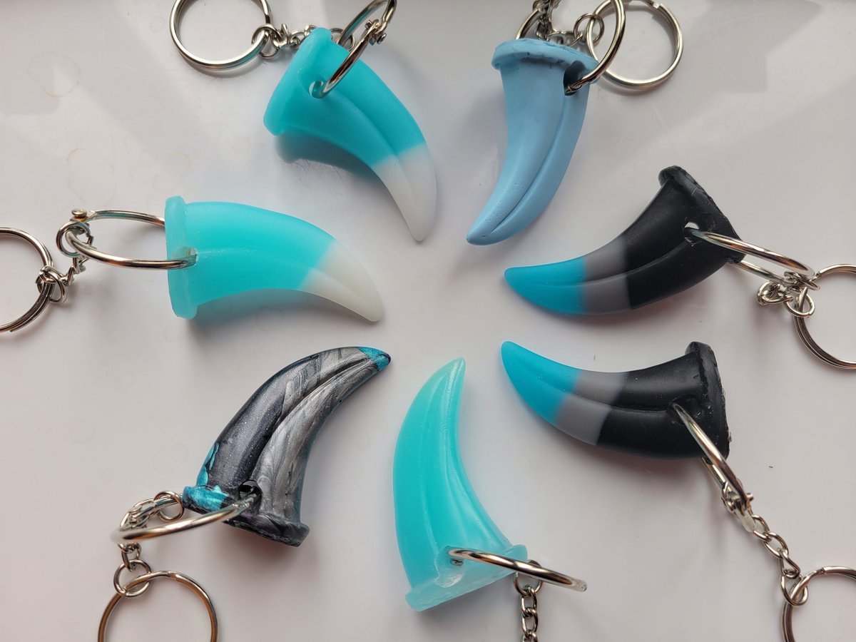 wuffjaye's tweet photo. Lots of little keychains are still up for grabs 😉
https://t.co/vrd361j8qO https://t.co/nxdaJisOox