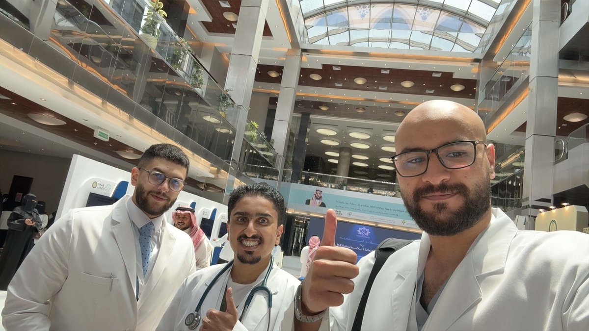 itsdrfaris's tweet photo. Proud to represent Albaha University with @hashiimm_ and @BinaaliAbdullah in the clinical skills competition at #HPCX. Competing among 90 participants from 30 universities and honored to reach the finals. Grateful for the experience and teamwork.  
#مؤتمر_التخصصات_الصحية_العاشر https://t.co/uDji1OcNjV